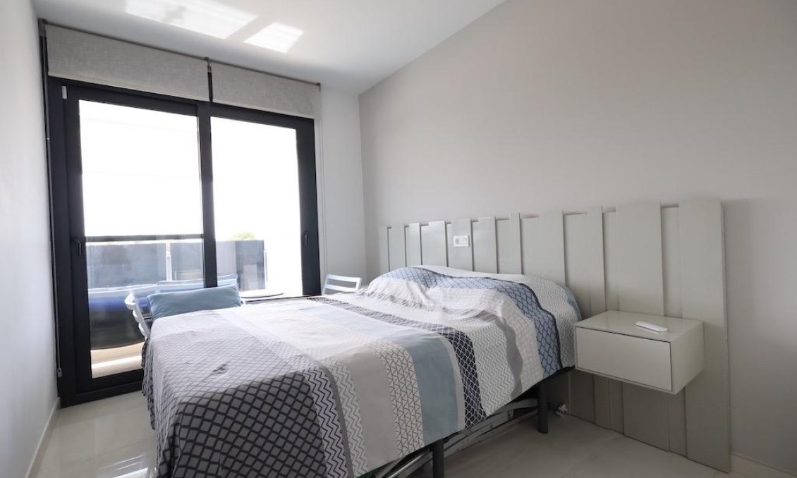 Segunda mano - Apartamento -
Orihuela Costa - Costa Blanca