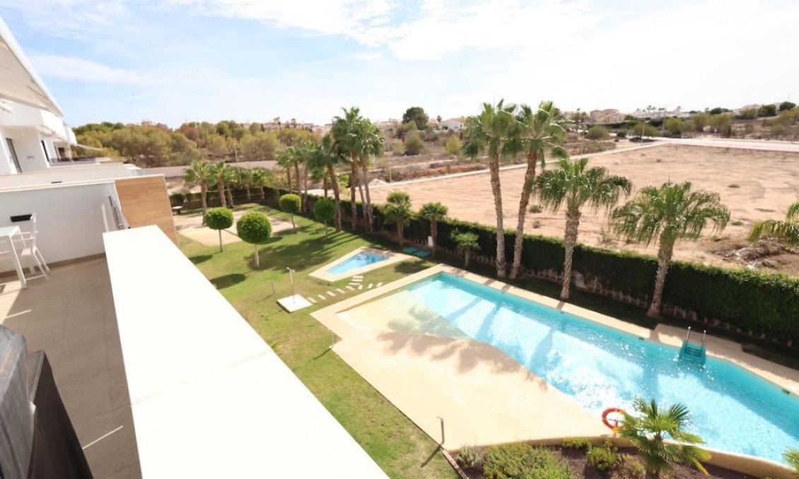 Segunda mano - Apartamento -
Orihuela Costa - Costa Blanca