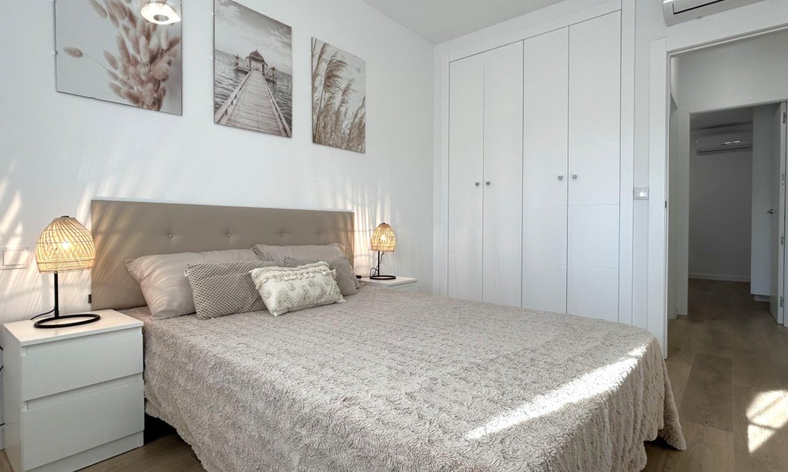 Segunda mano - Bungalow -
Torrevieja - El Chaparral