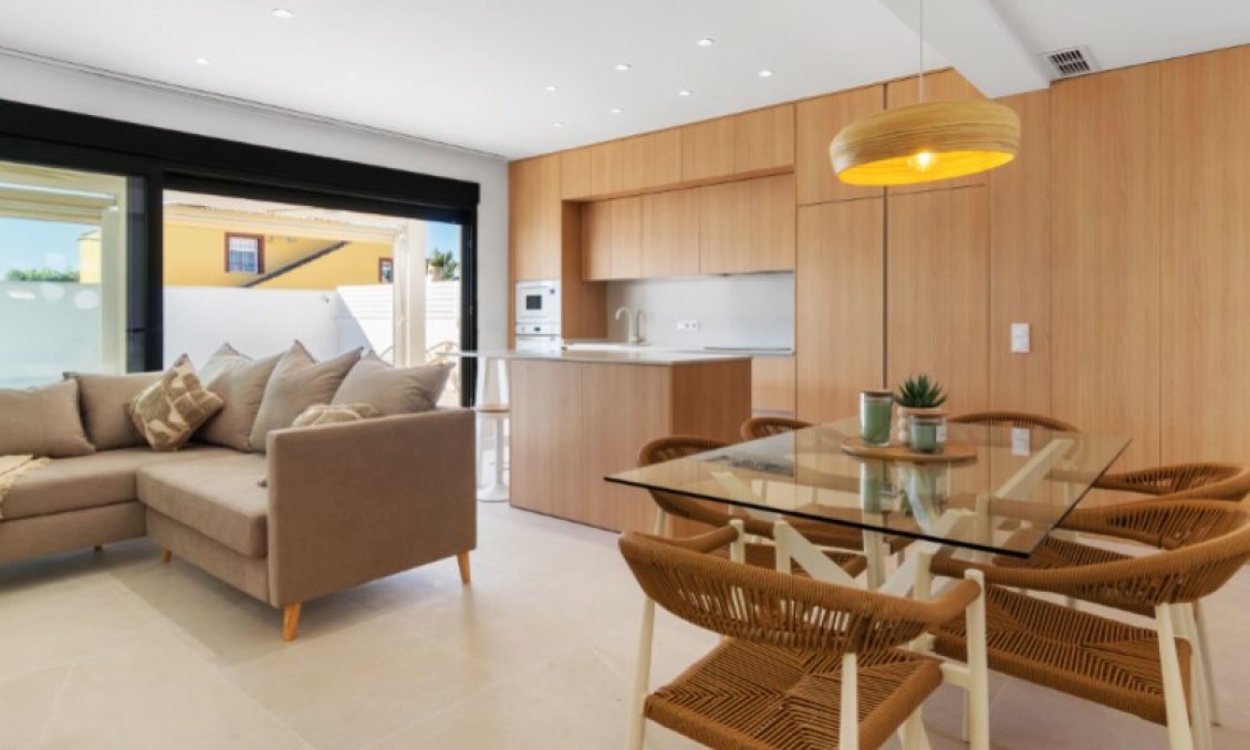 Segunda mano - Villa -
Torrevieja - Costa Blanca