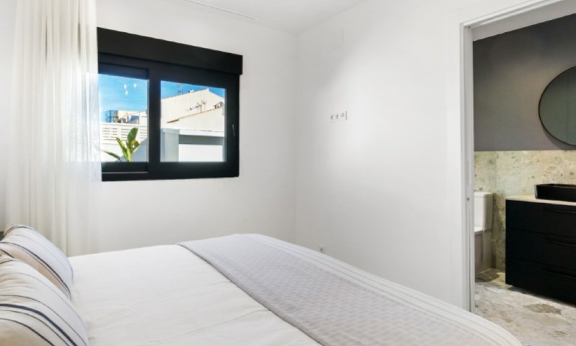 Segunda mano - Villa -
Torrevieja - Costa Blanca