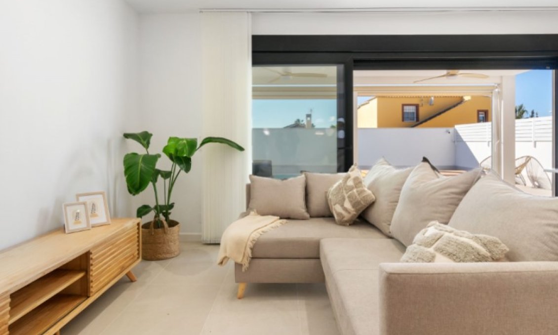 Segunda mano - Villa -
Torrevieja - Costa Blanca