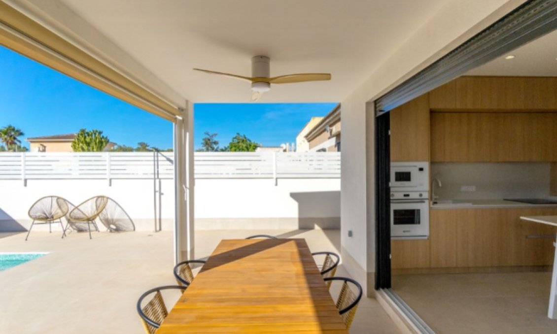 Segunda mano - Villa -
Torrevieja - Costa Blanca