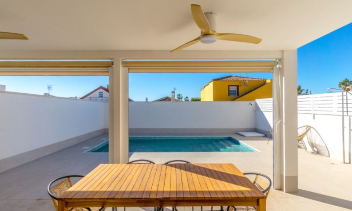 Segunda mano - Villa -
Torrevieja - Costa Blanca