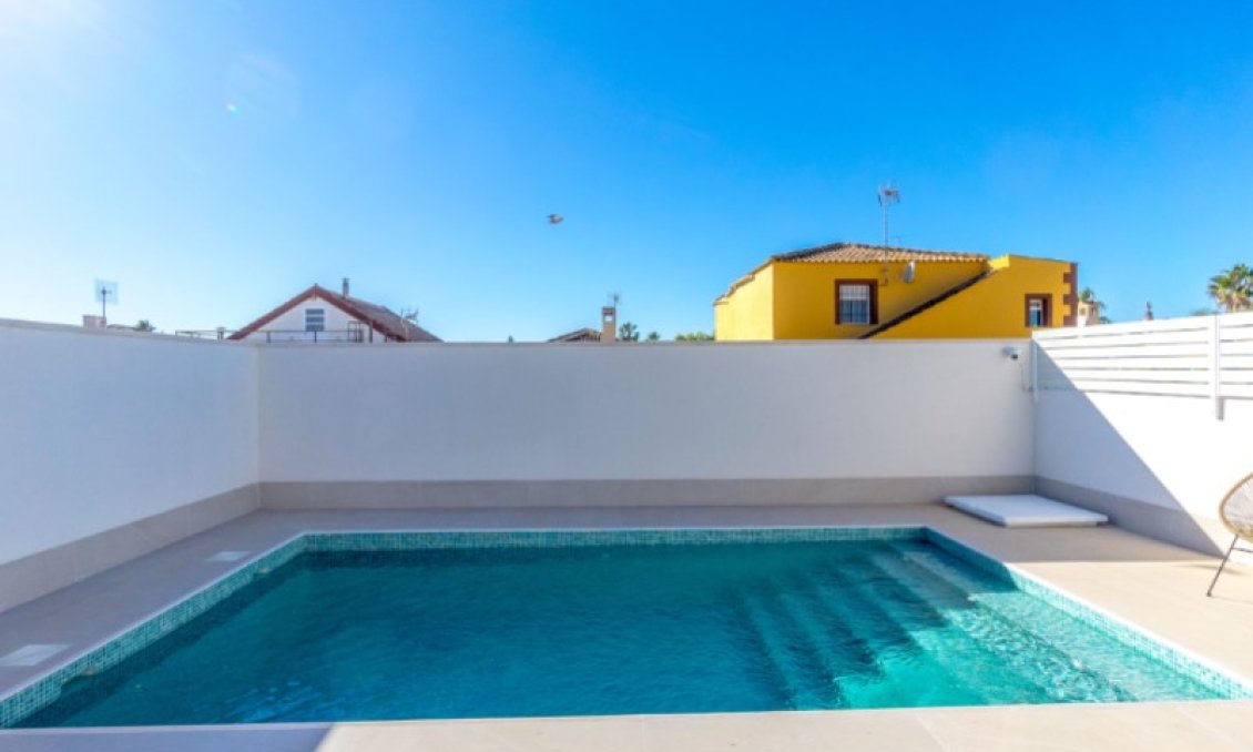 Segunda mano - Villa -
Torrevieja - Costa Blanca