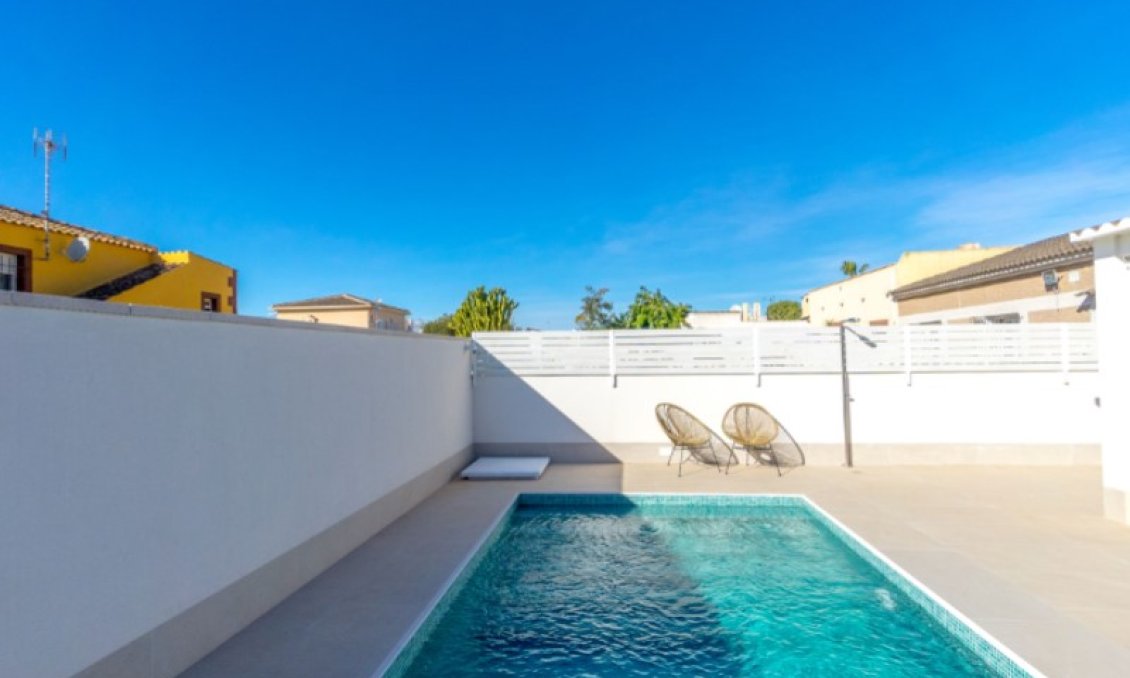 Segunda mano - Villa -
Torrevieja - Costa Blanca