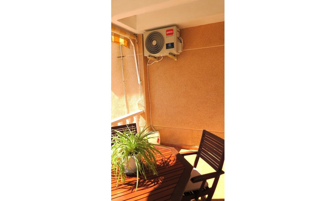 Segunda mano - Apartamento -
Orihuela Costa - Costa Blanca
