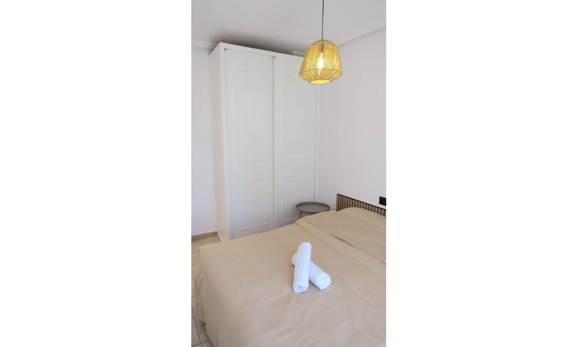 Segunda mano - Apartamento -
Orihuela Costa - Costa Blanca