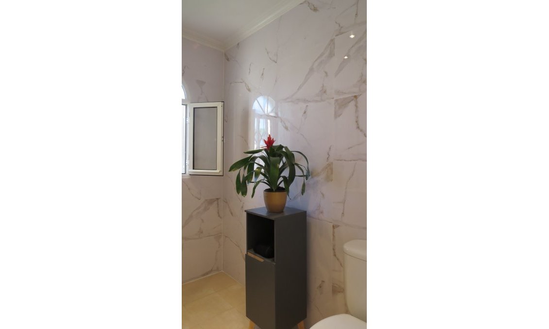 Segunda mano - Apartamento -
Orihuela Costa - Costa Blanca