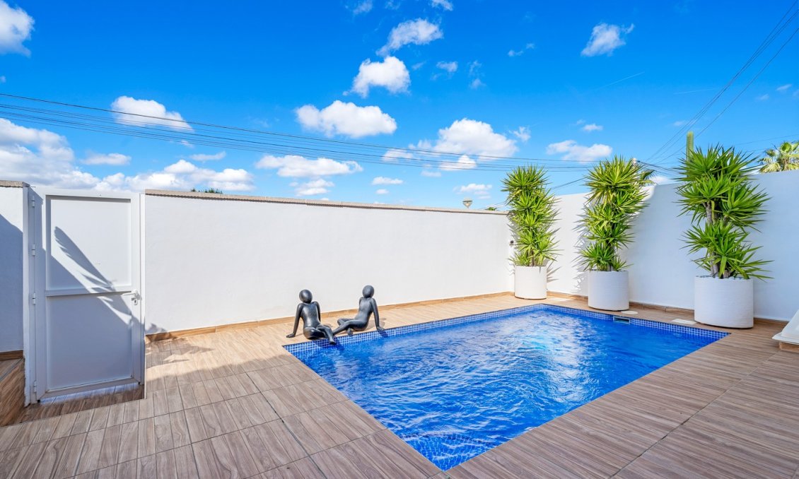 Segunda mano - Villa -
Orihuela Costa - Costa Blanca