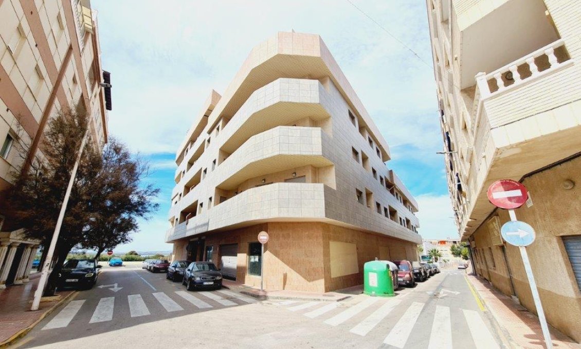 Wiederverkauf - Wohnung -
La Mata - Costa Blanca