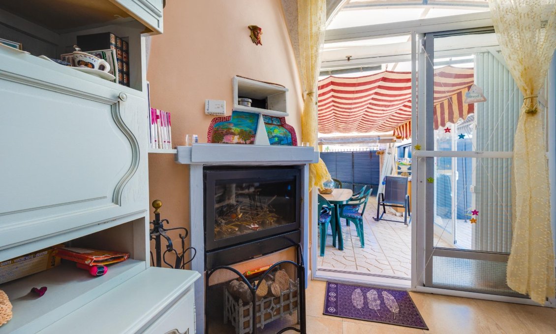 Segunda mano - Villa -
Torrevieja - Los Angeles