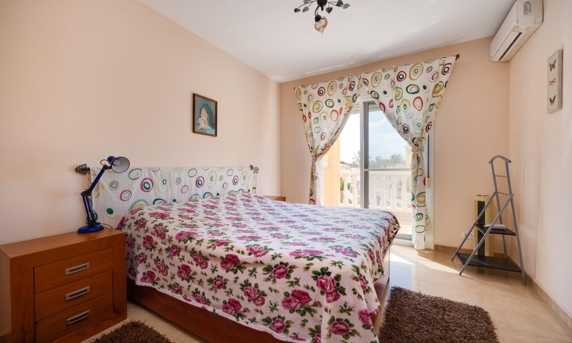 Segunda mano - Villa -
Torrevieja - Los Angeles