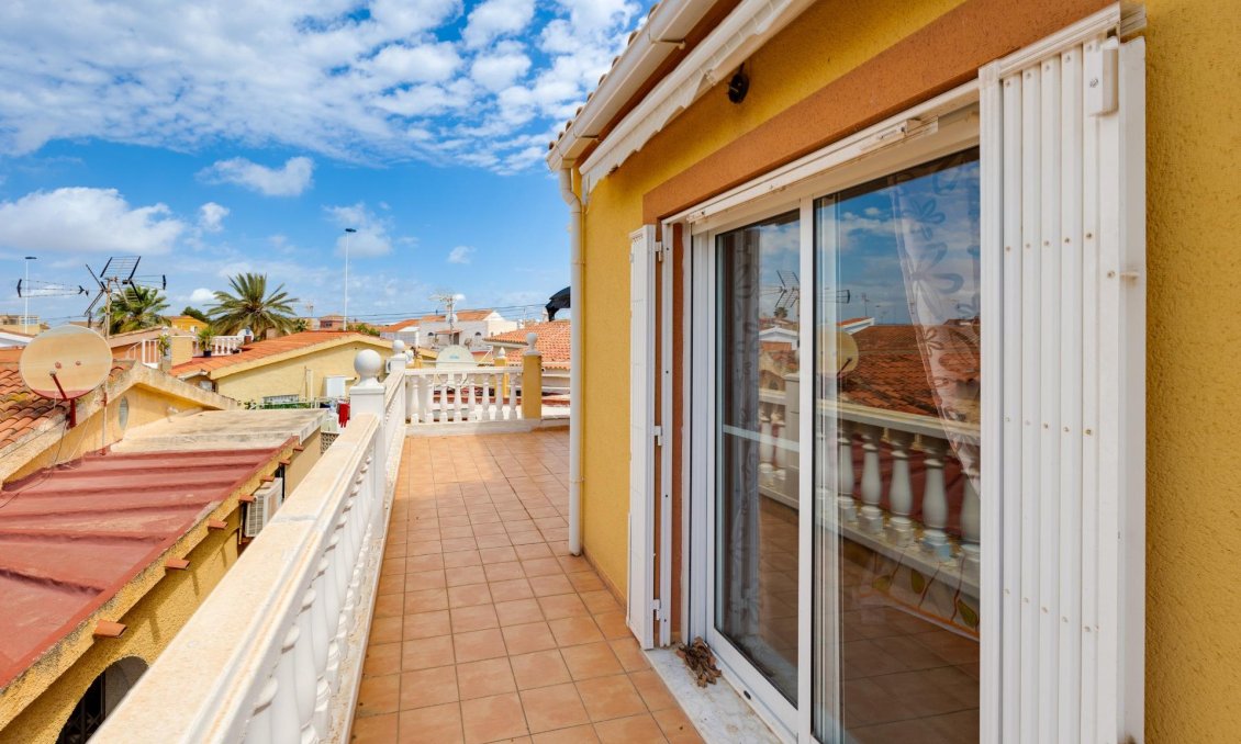 Segunda mano - Villa -
Torrevieja - Los Angeles