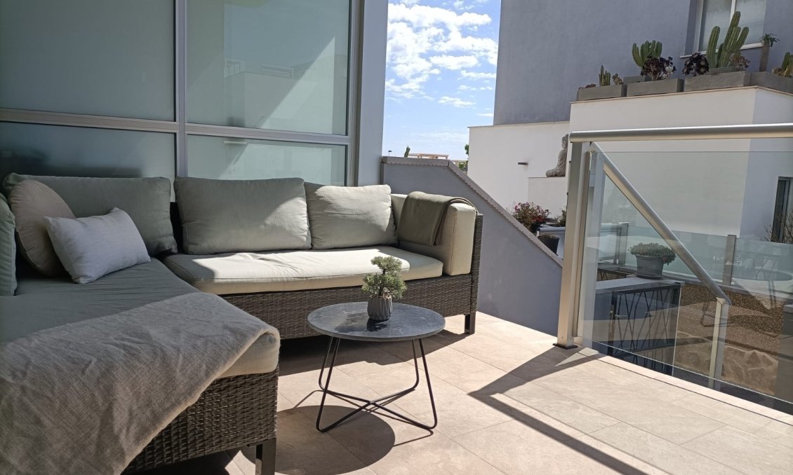 Wiederverkauf - Bungalow -
Orihuela Costa - Costa Blanca