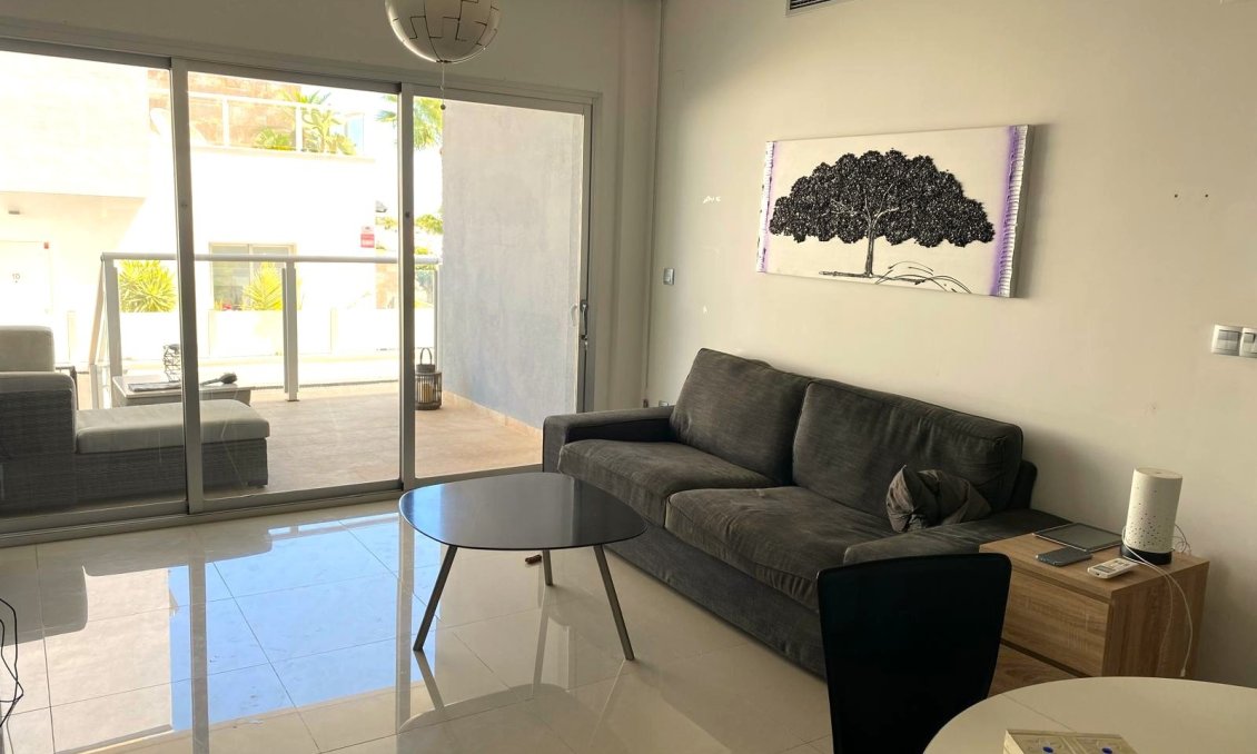 Wiederverkauf - Bungalow -
Orihuela Costa - Costa Blanca