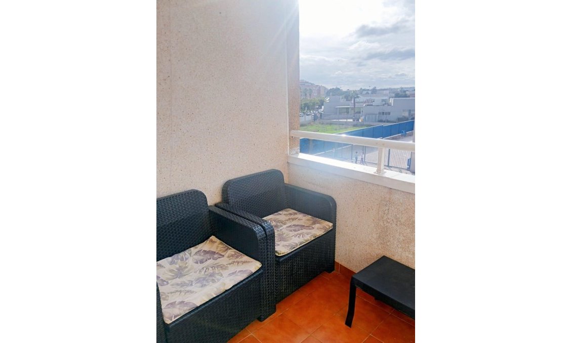 Segunda mano - Apartamento -
Torrevieja - Centro