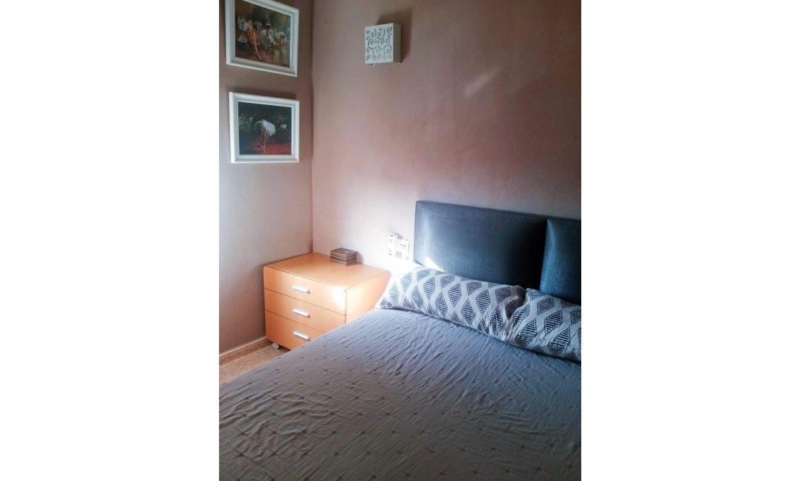 Segunda mano - Apartamento -
Torrevieja - Centro