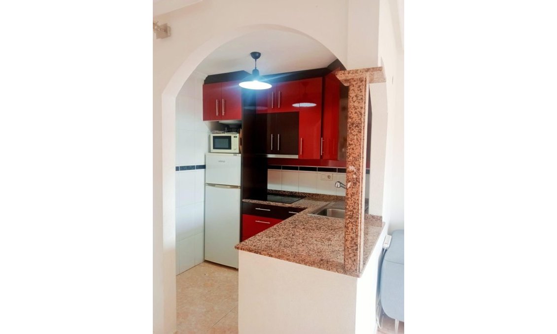 Segunda mano - Apartamento -
Torrevieja - Centro