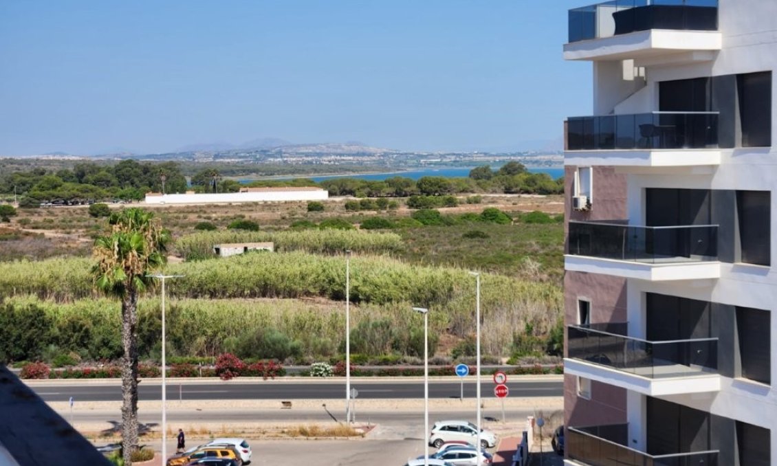 Segunda mano - Apartamento -
La Mata - Costa Blanca
