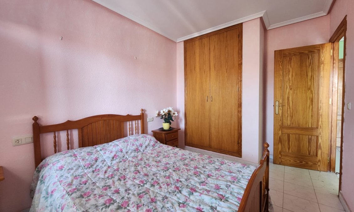 Segunda mano - Apartamento -
La Mata - Costa Blanca