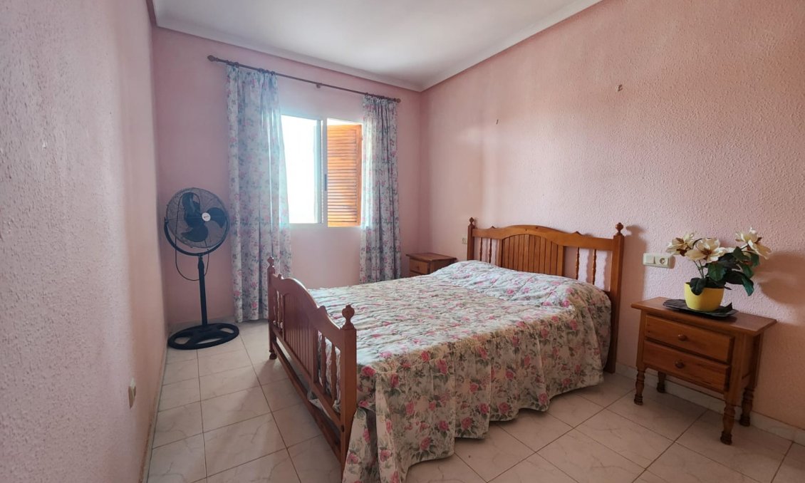 Segunda mano - Apartamento -
La Mata - Costa Blanca