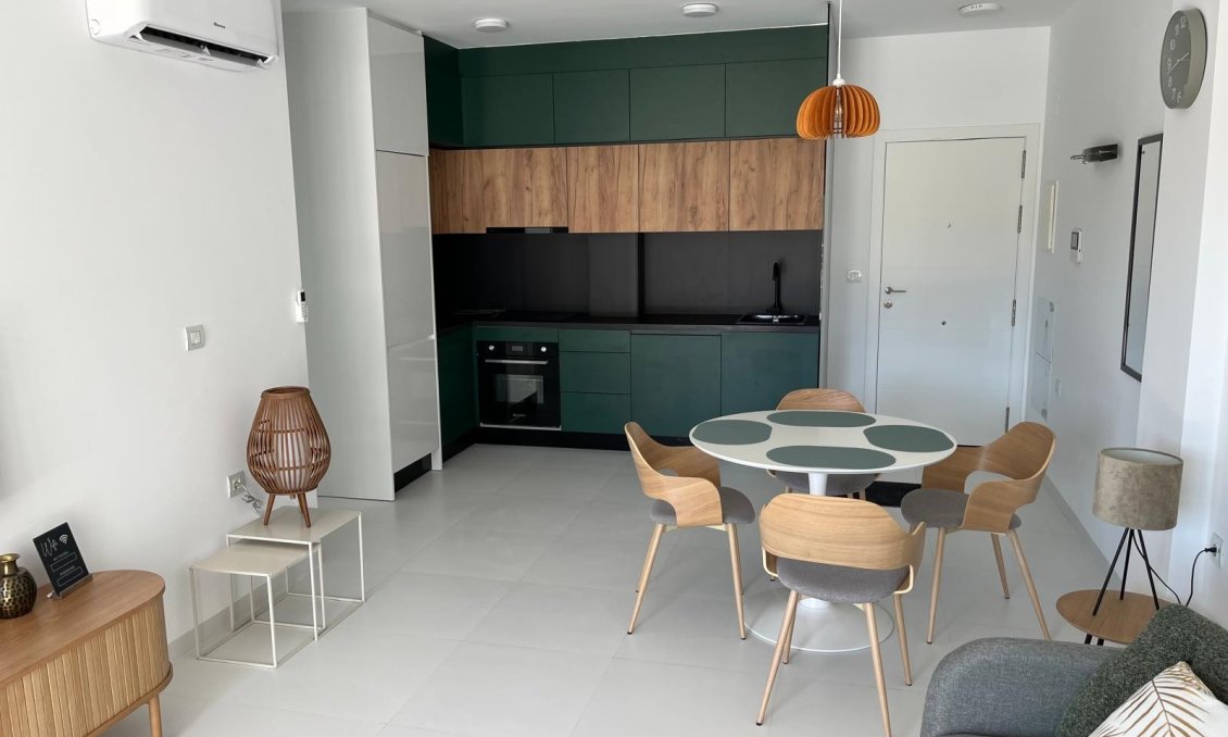 Segunda mano - Apartamento -
San Miguel de Salinas - Inland