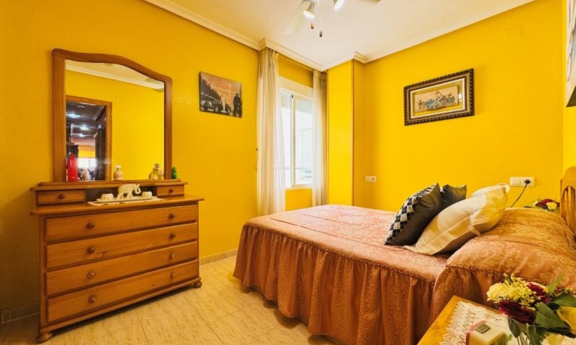 Segunda mano - Apartamento -
La Mata - Costa Blanca