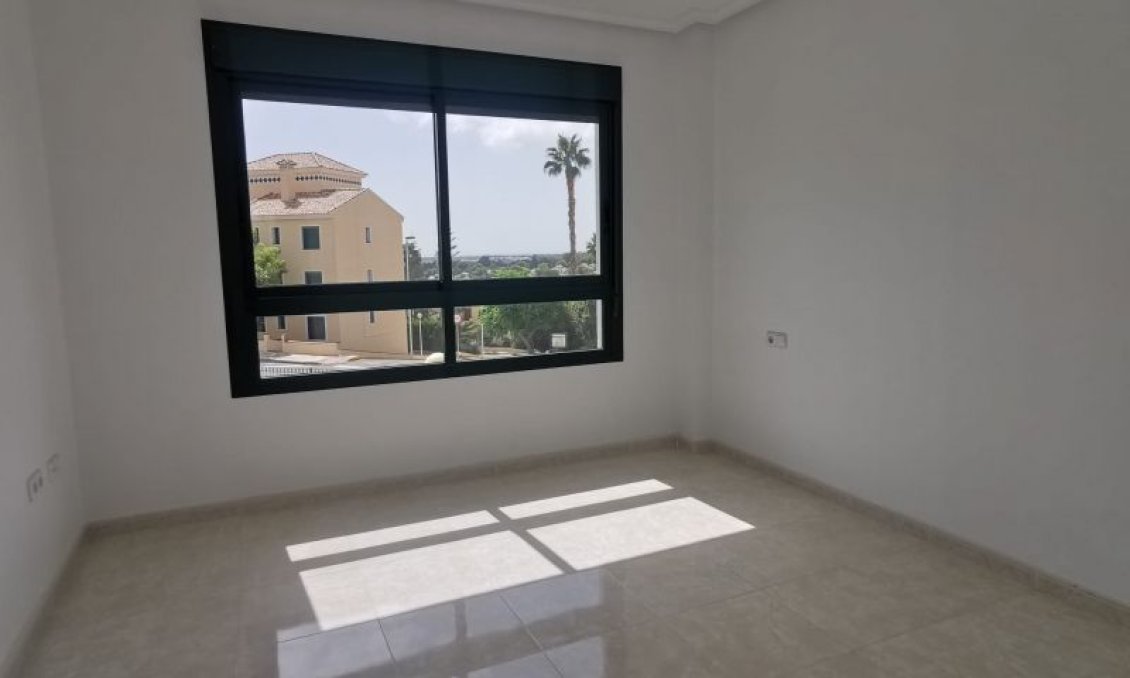 Használt Ingatlanok - Apartman -
Orihuela Costa - Costa Blanca