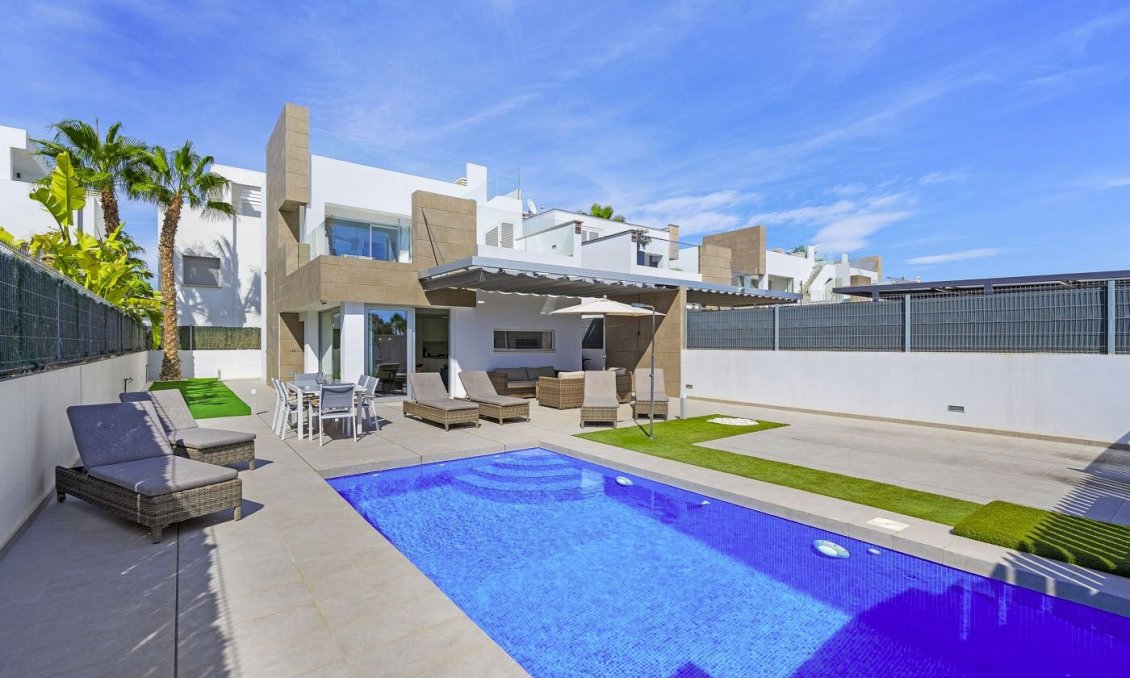 Segunda mano - Villa -
Guardamar del Segura - Costa Blanca