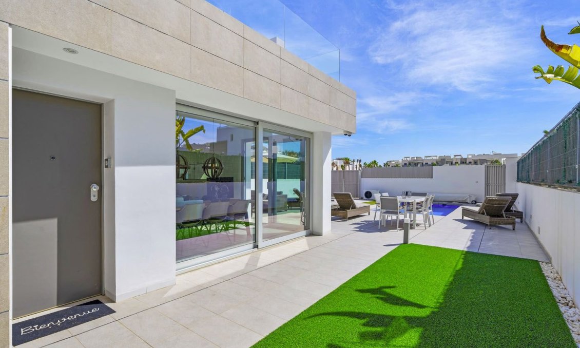 Segunda mano - Villa -
Guardamar del Segura - Costa Blanca