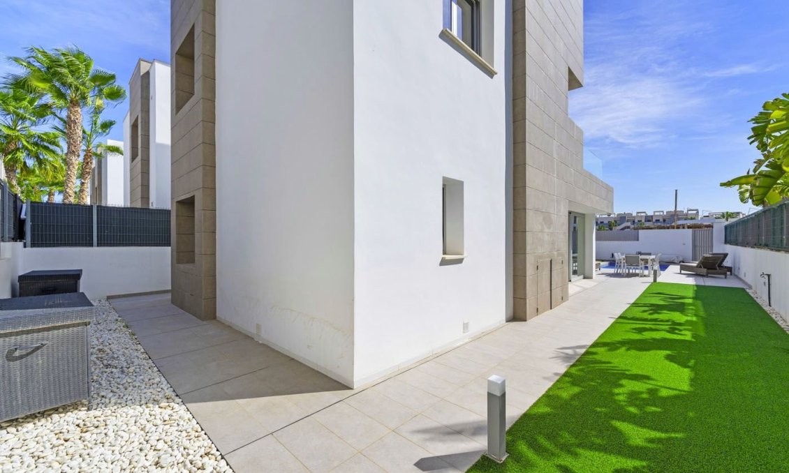 Segunda mano - Villa -
Guardamar del Segura - Costa Blanca