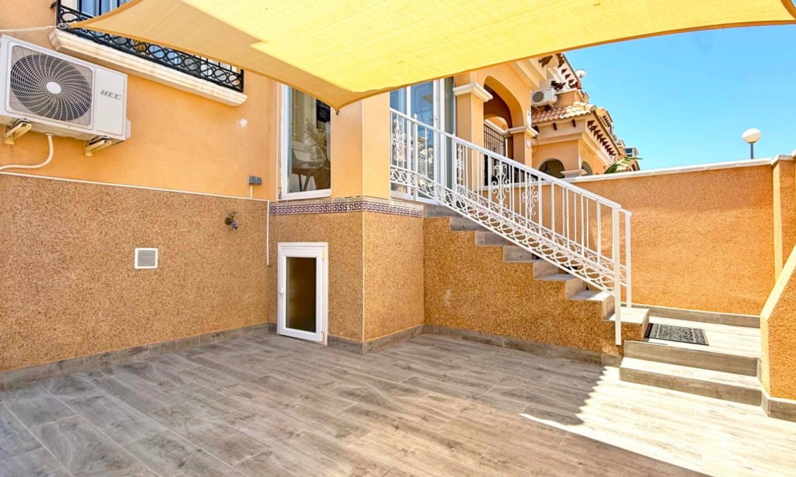 Segunda mano - Town House -
Orihuela Costa - Costa Blanca
