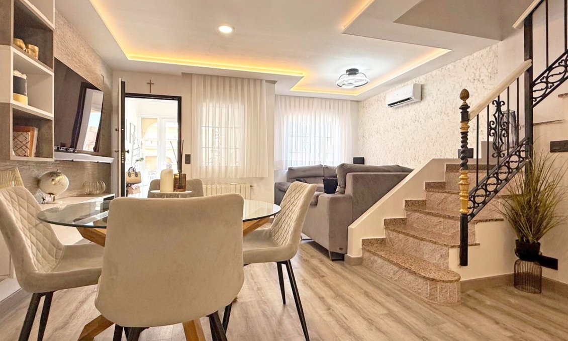 Segunda mano - Town House -
Orihuela Costa - Costa Blanca