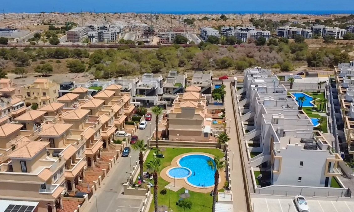 Segunda mano - Town House -
Orihuela Costa - Costa Blanca