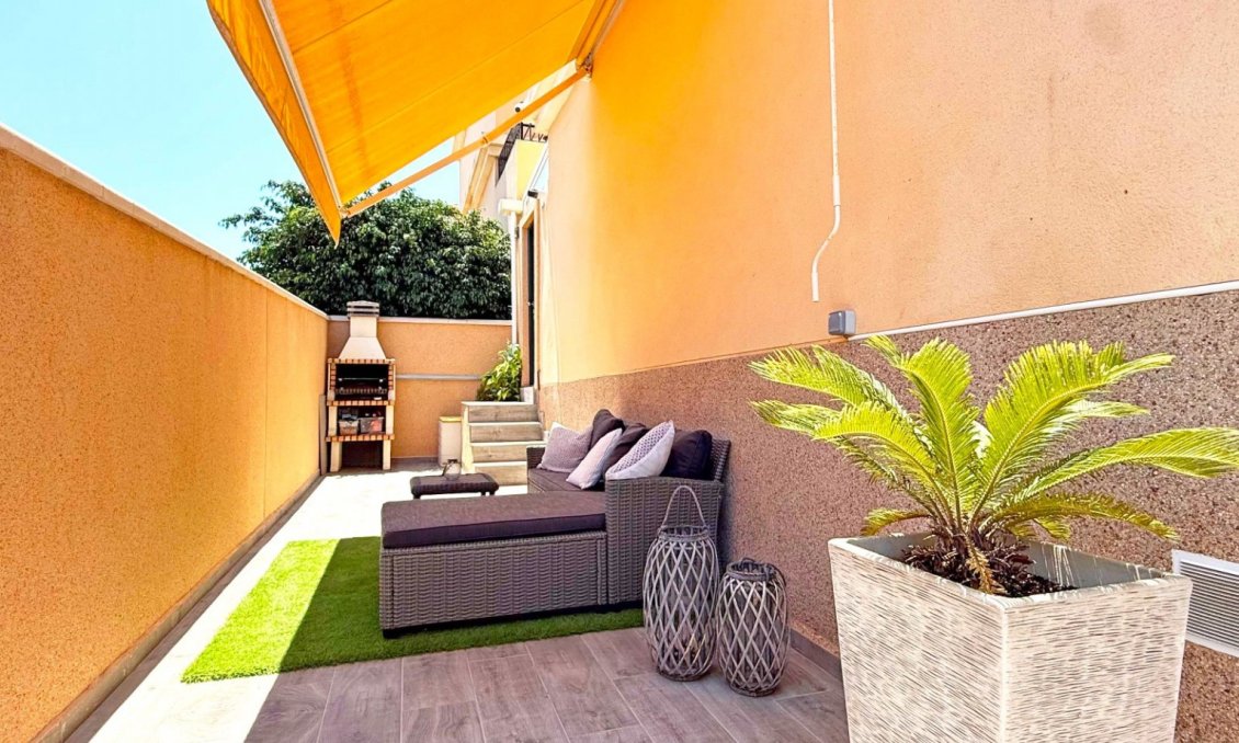 Segunda mano - Town House -
Orihuela Costa - Costa Blanca
