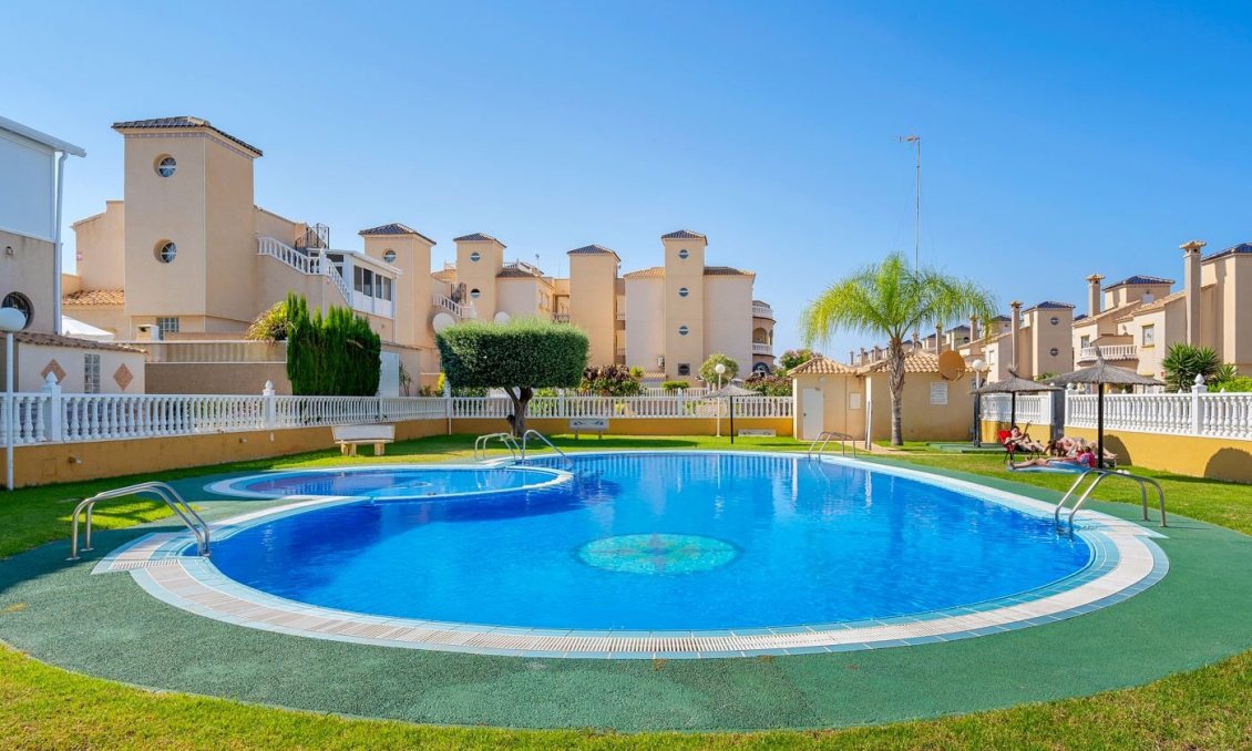 Revente - Apartment Penthouse -
Cabo Roig - Costa Blanca