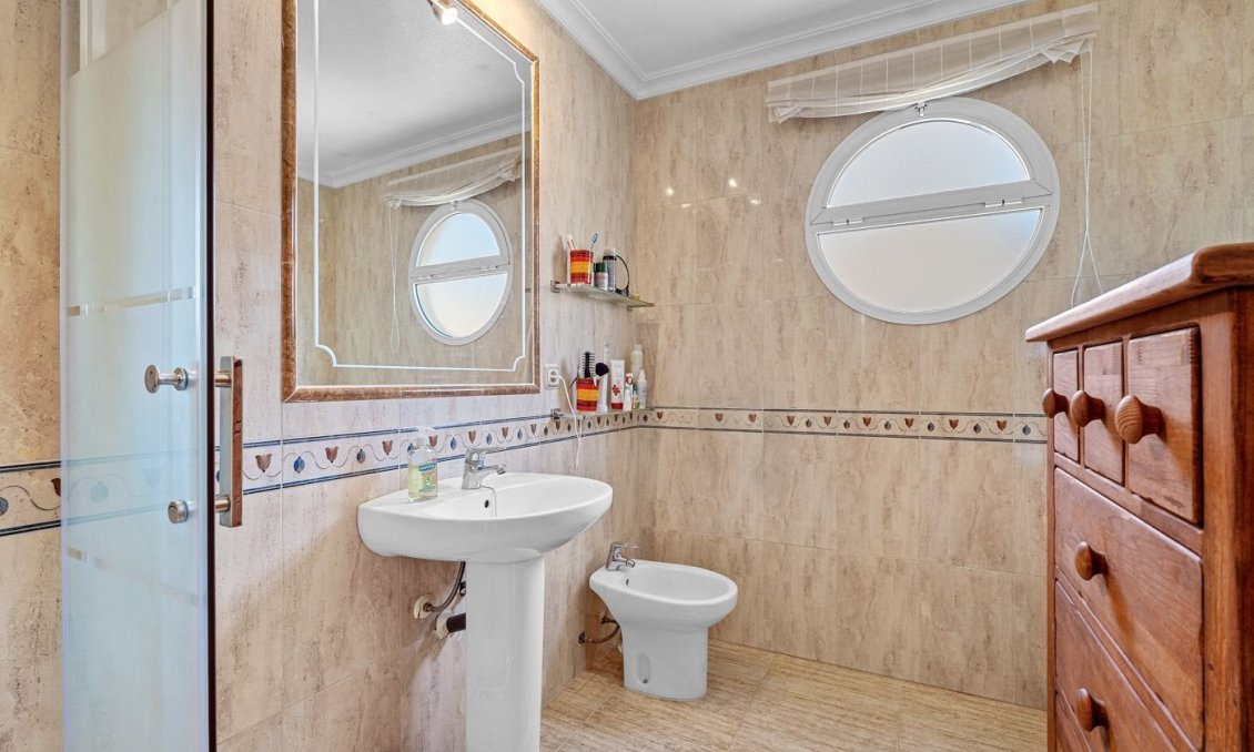 Revente - Apartment Penthouse -
Cabo Roig - Costa Blanca