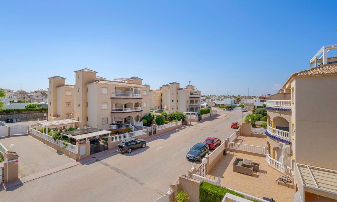 Revente - Apartment Penthouse -
Cabo Roig - Costa Blanca