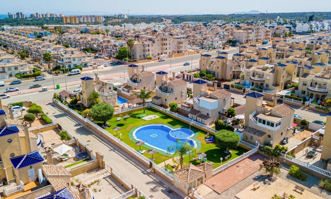 Revente - Apartment Penthouse -
Cabo Roig - Costa Blanca