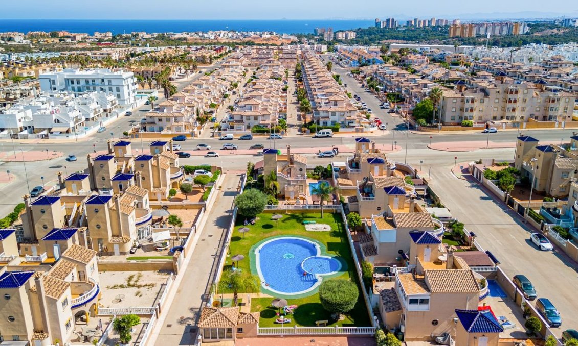Revente - Apartment Penthouse -
Cabo Roig - Costa Blanca