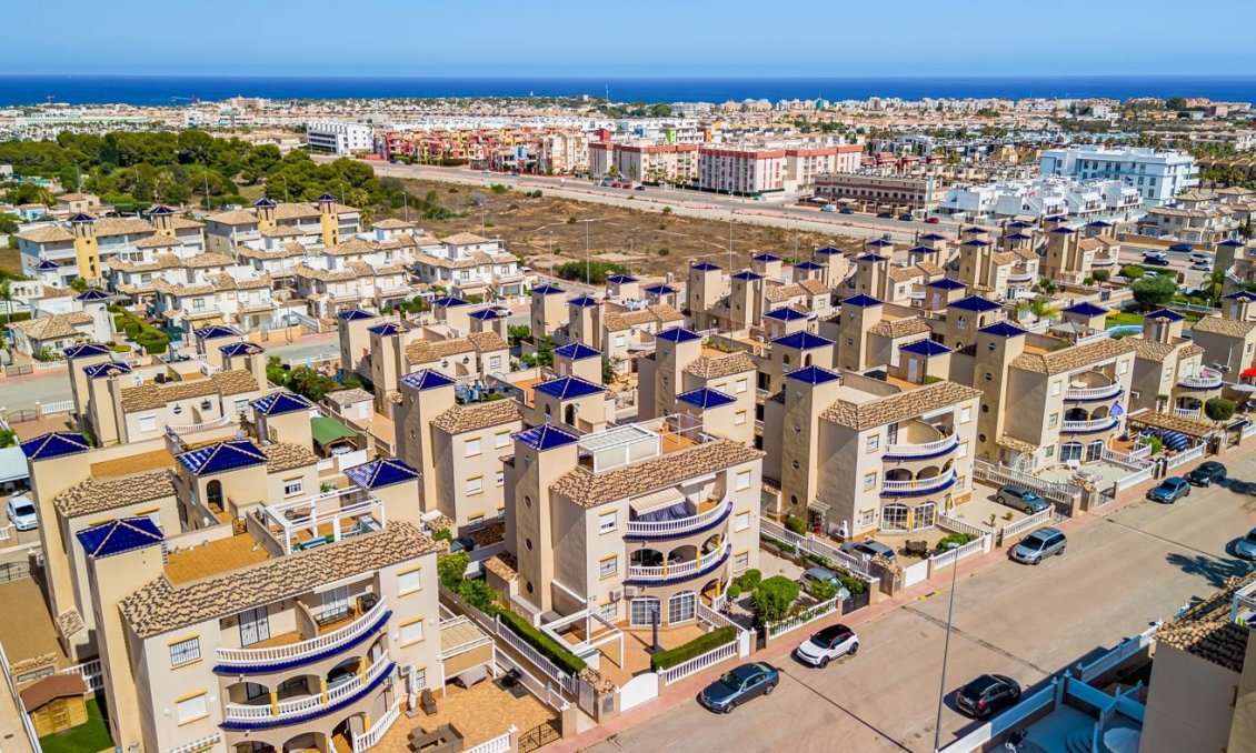Revente - Apartment Penthouse -
Cabo Roig - Costa Blanca