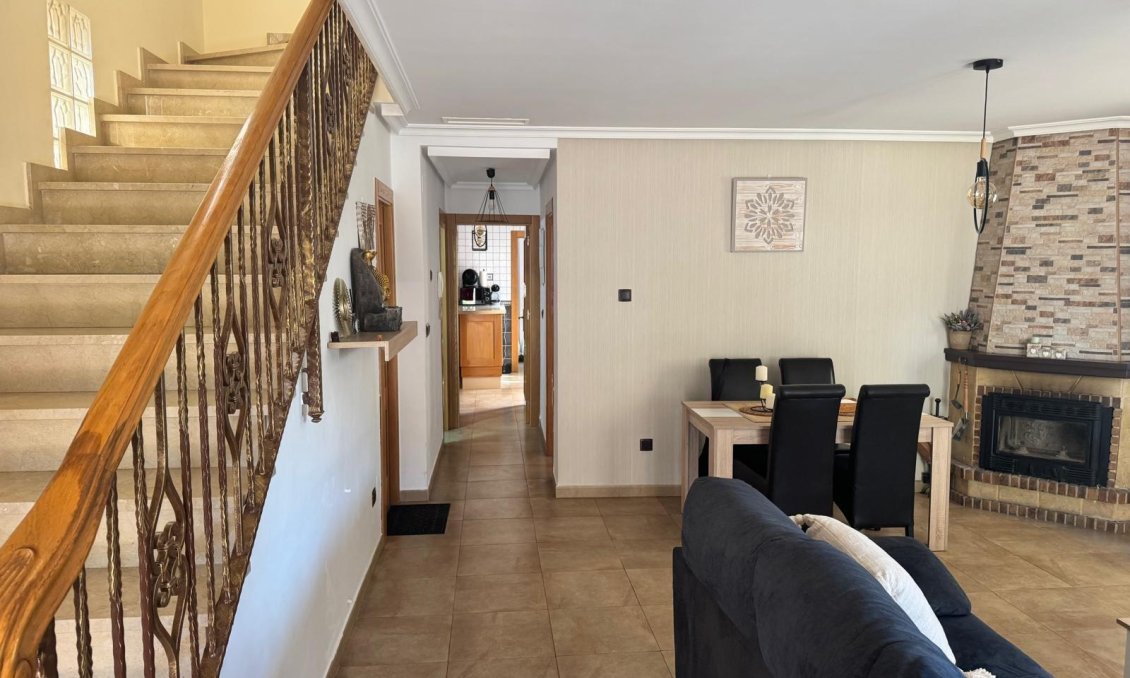 Segunda mano - Town House -
Bigastro - Comunidad Valenciana