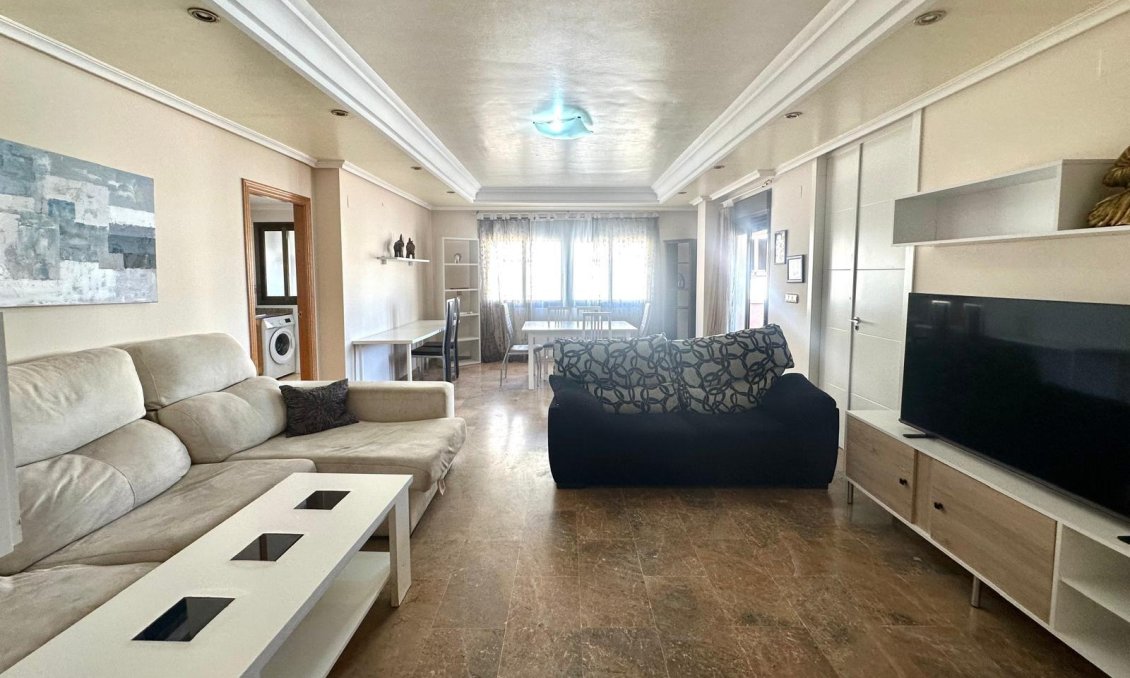 Revente - Appartement -
Torrevieja