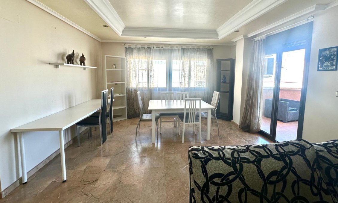 Revente - Appartement -
Torrevieja