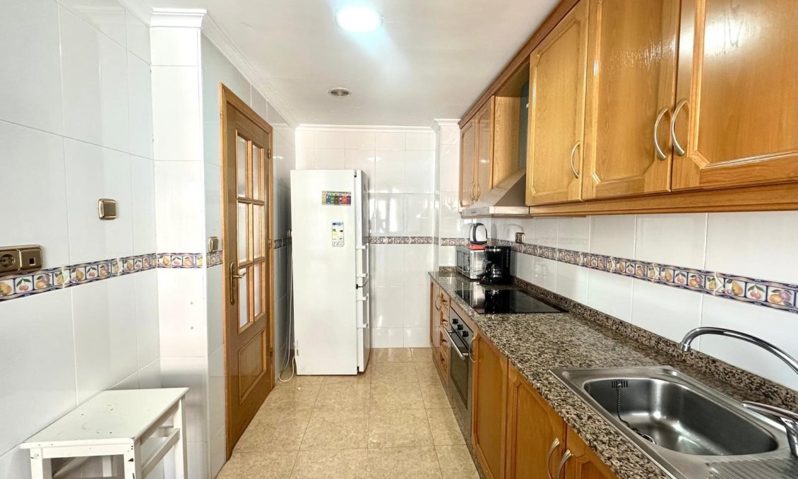 Revente - Appartement -
Torrevieja