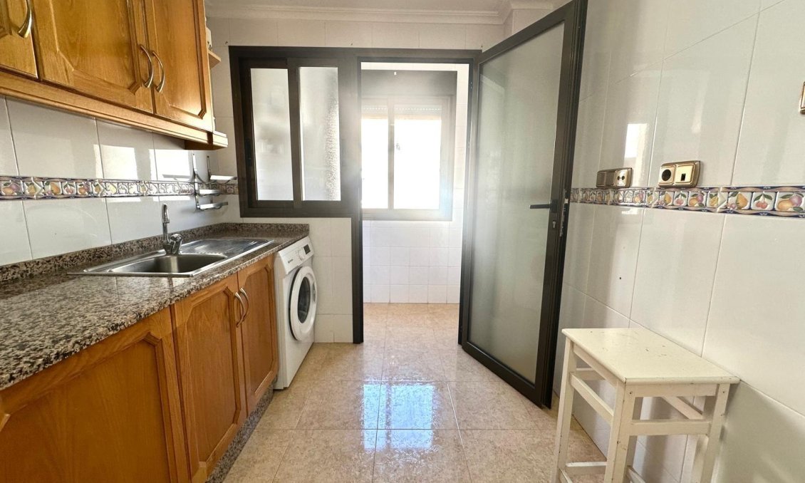 Revente - Appartement -
Torrevieja