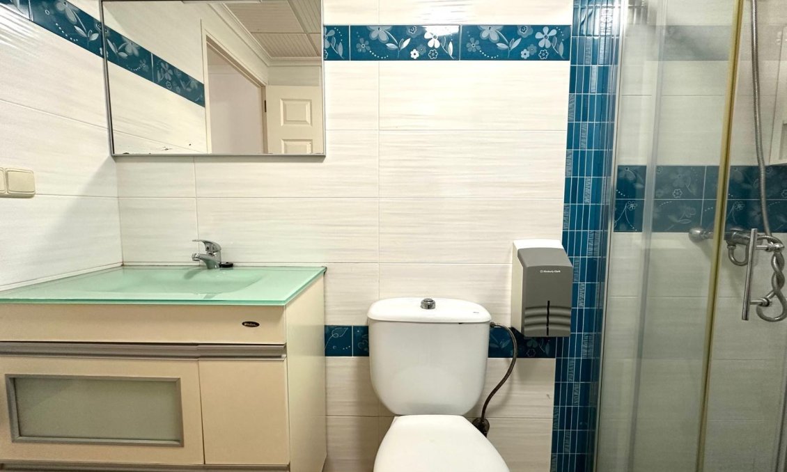 Segunda mano - Apartamento -
Torrevieja - Playa del Cura
