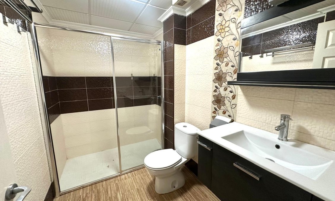 Segunda mano - Apartamento -
Torrevieja - Playa del Cura