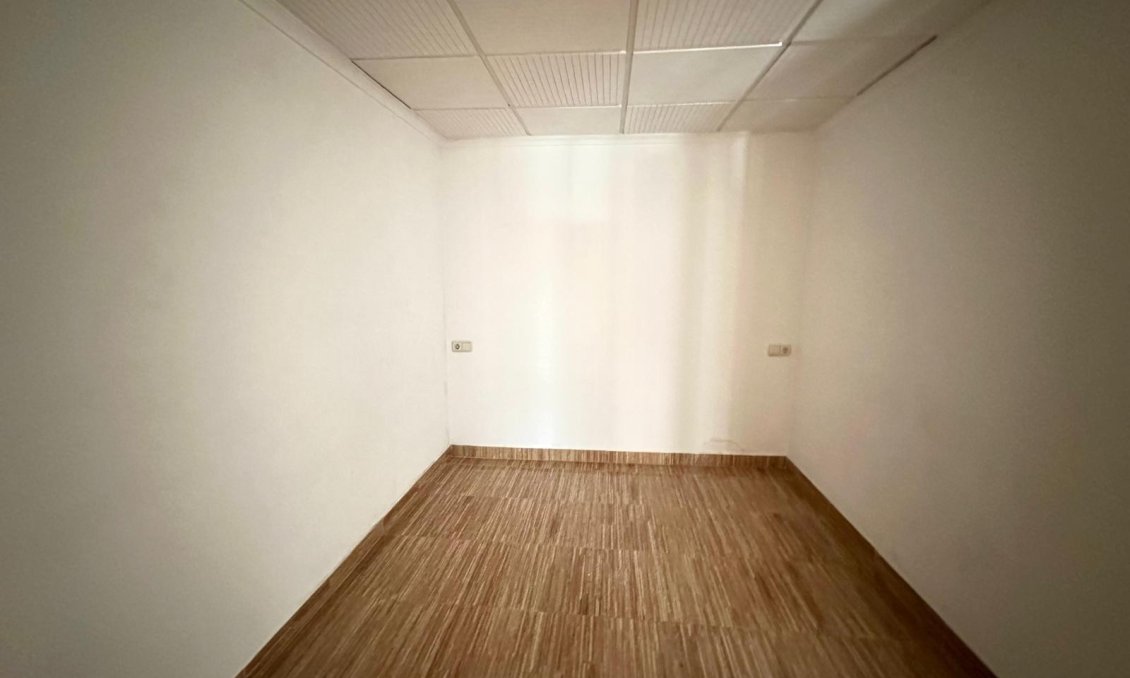 Segunda mano - Apartamento -
Torrevieja - Playa del Cura